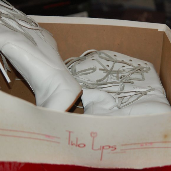 Vintage Two Lips Leather Boots with fringe - Picture 1 of 7